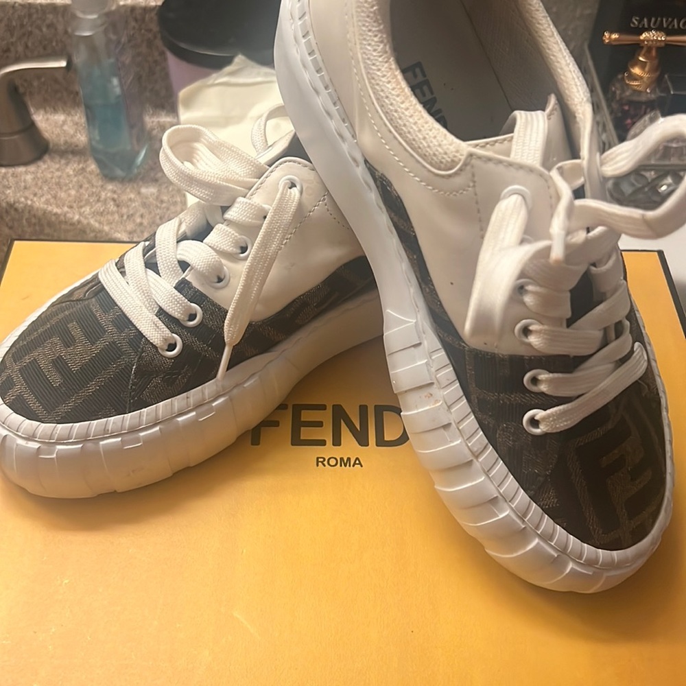 Women Fendi size 36 worn only once for birthday.